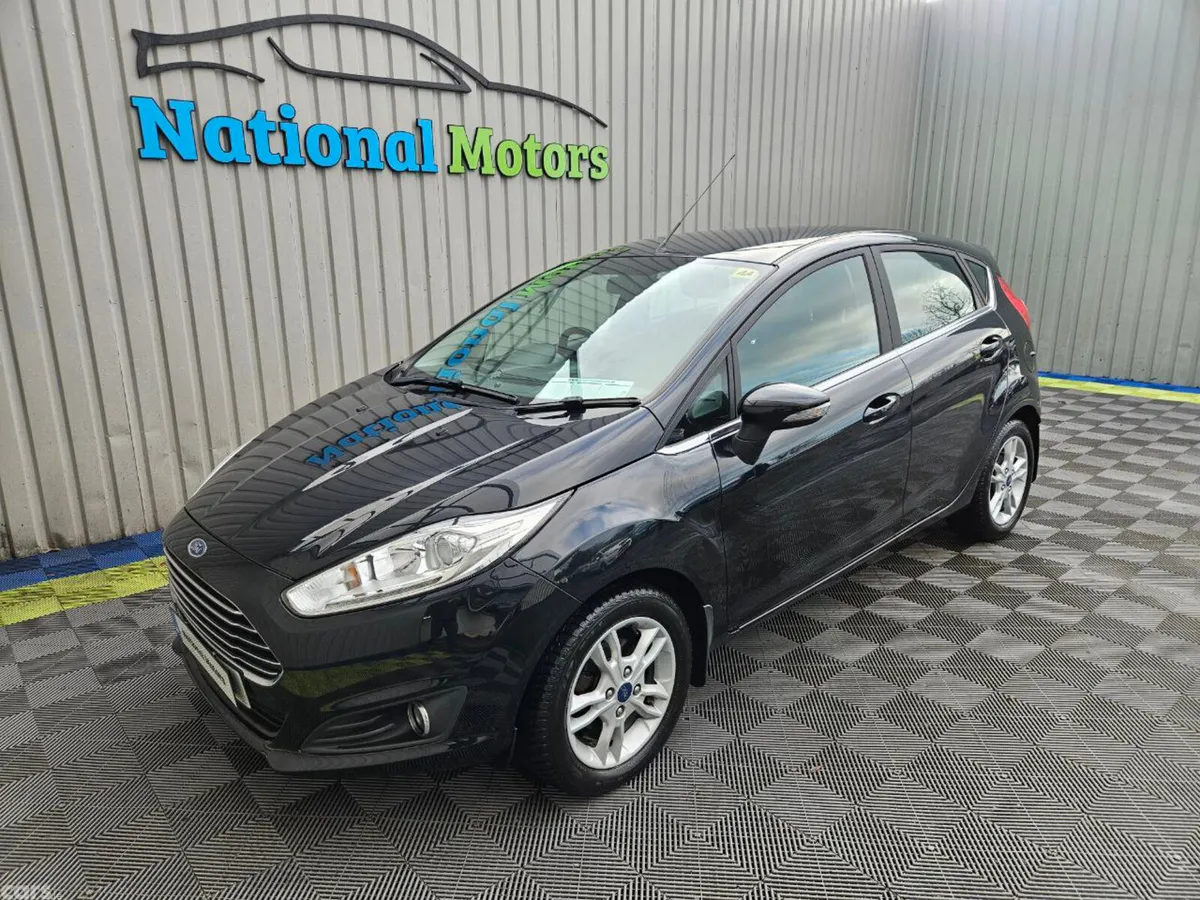 Ford Fiesta Hatchback, Petrol, 2017, Black