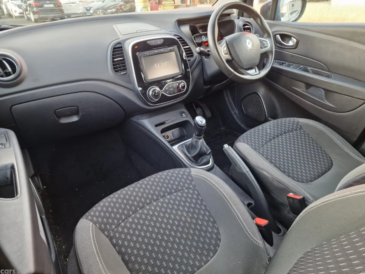 Renault Captur Hatchback, Diesel, 2018, Grey