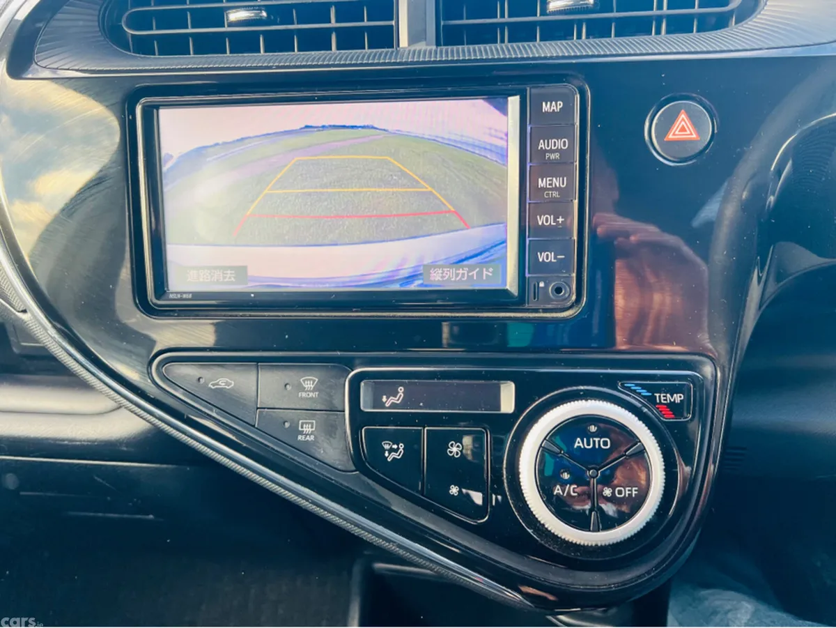 Toyota Aqua Hatchback, Petrol Hybrid, 2019, Silver