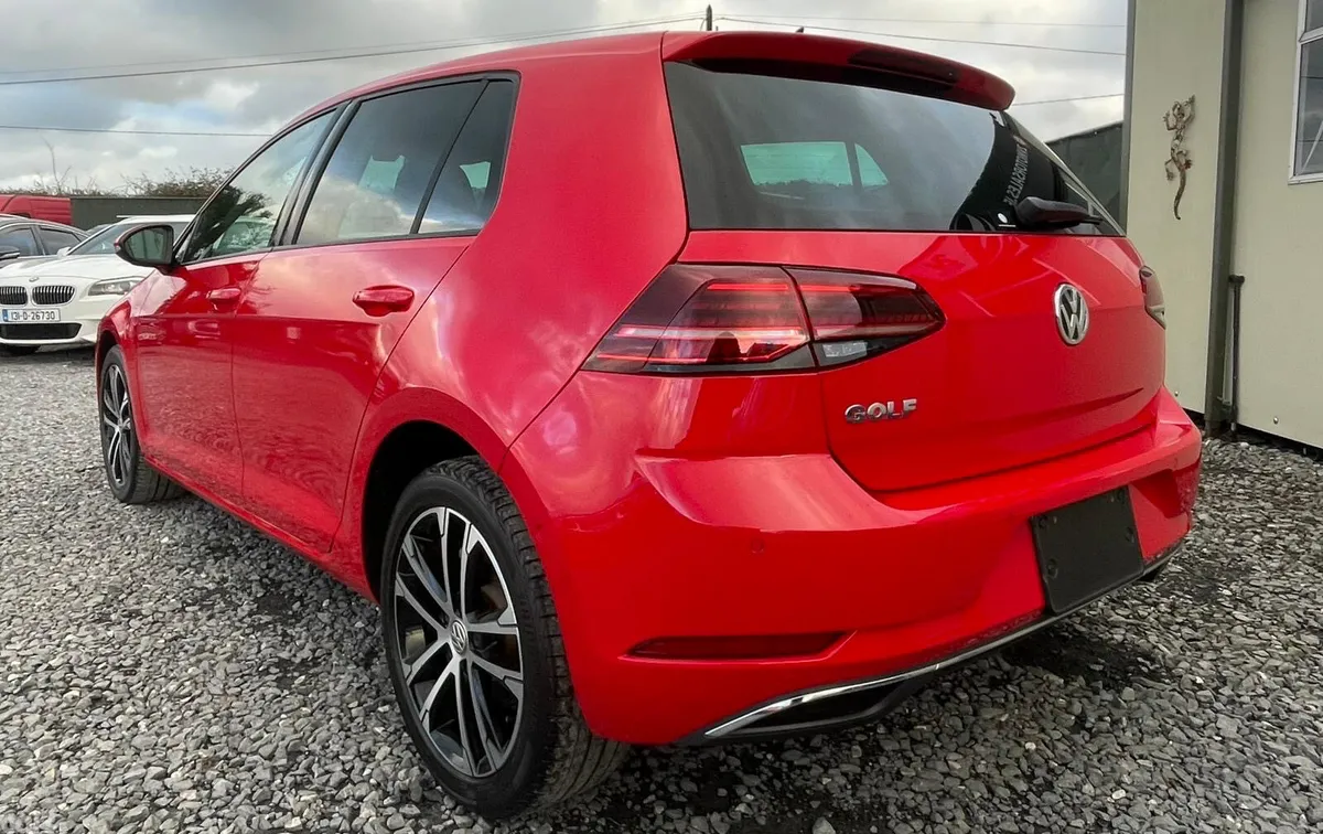 Volkswagen Golf Hatchback, Petrol, 2019, Red