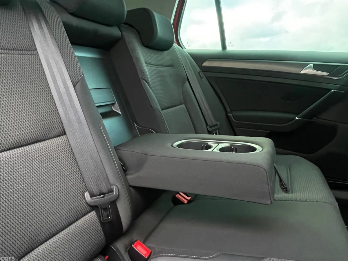 Volkswagen Golf Hatchback, Petrol, 2019, Red