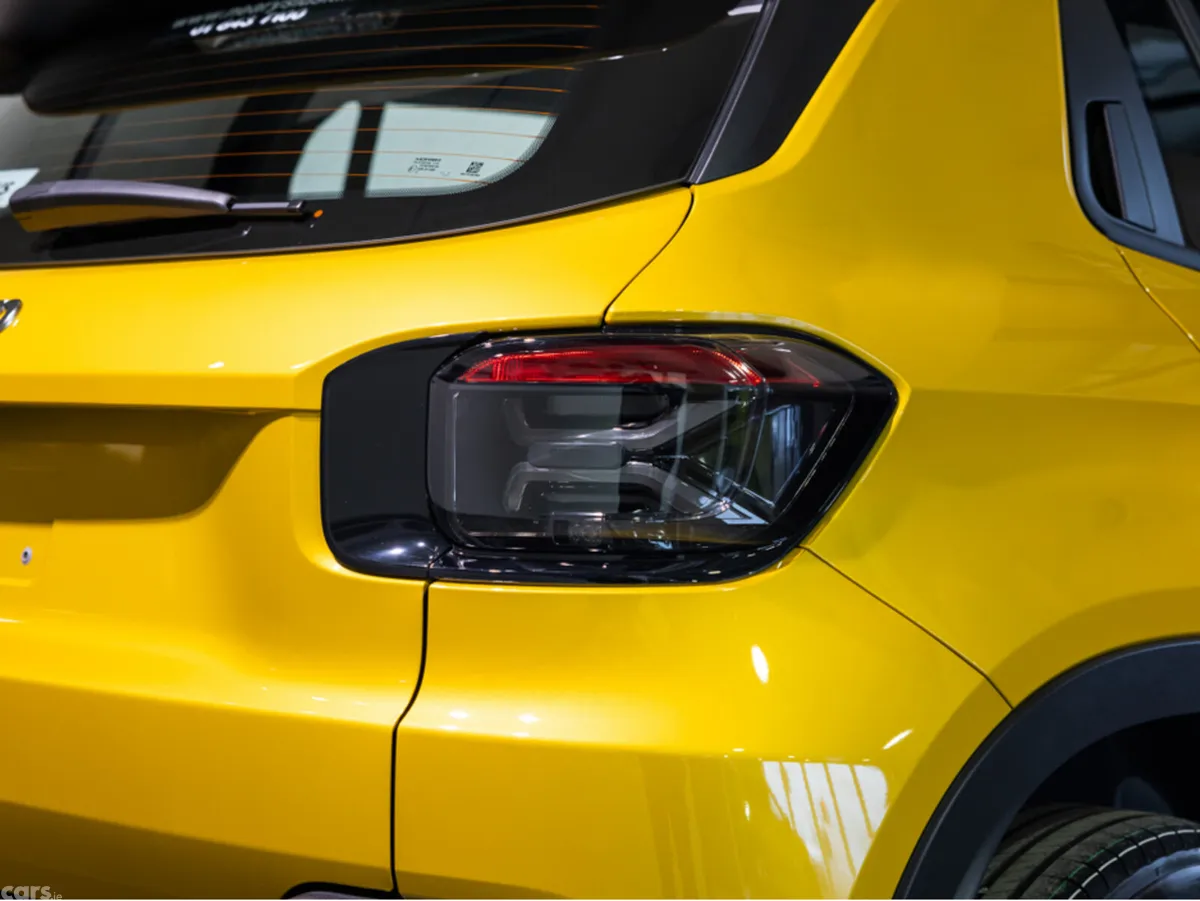 Jeep Avenger SUV, Petrol Hybrid, 2026, Yellow