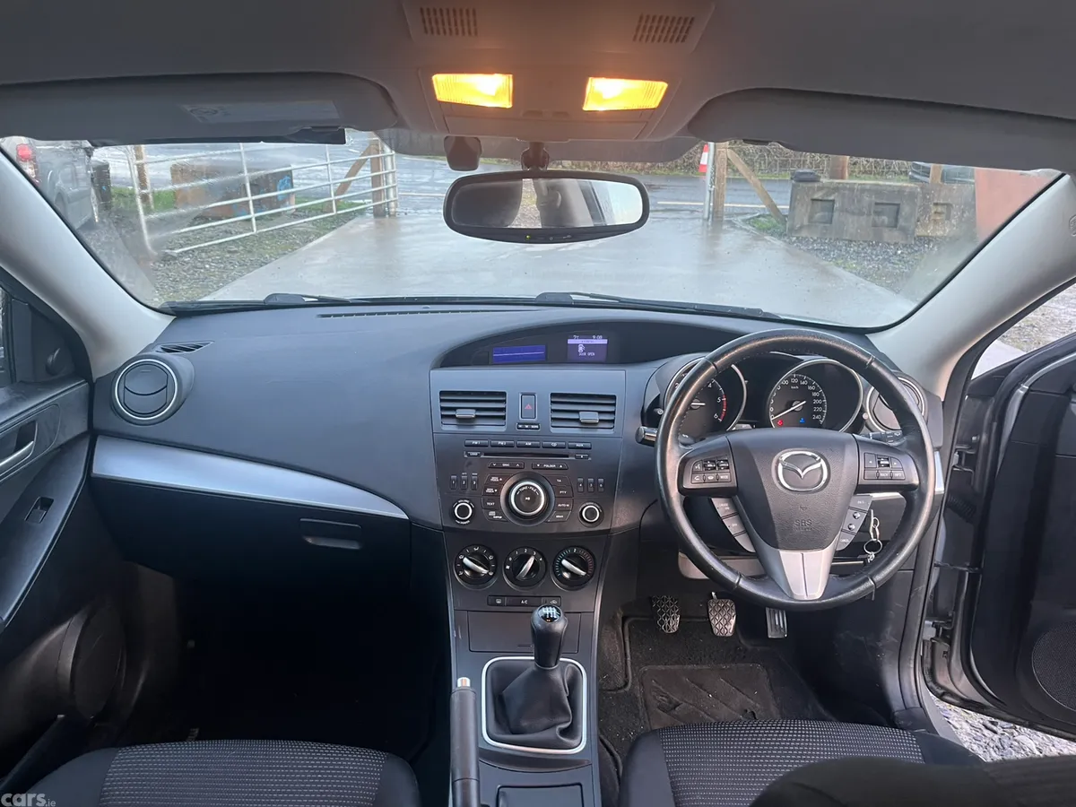 Mazda Mazda3 Hatchback, Diesel, 2012, Grey