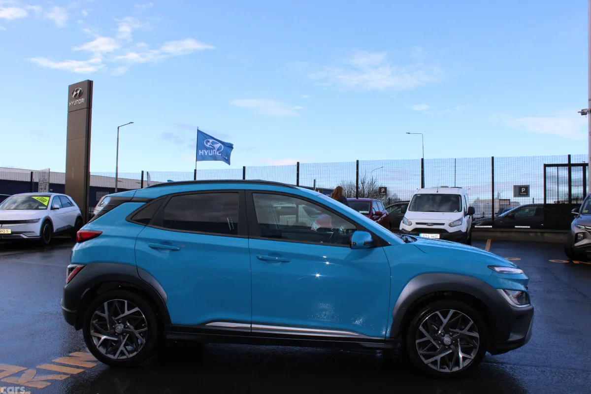 Hyundai KONA MPV, Petrol Hybrid, 2023, Blue