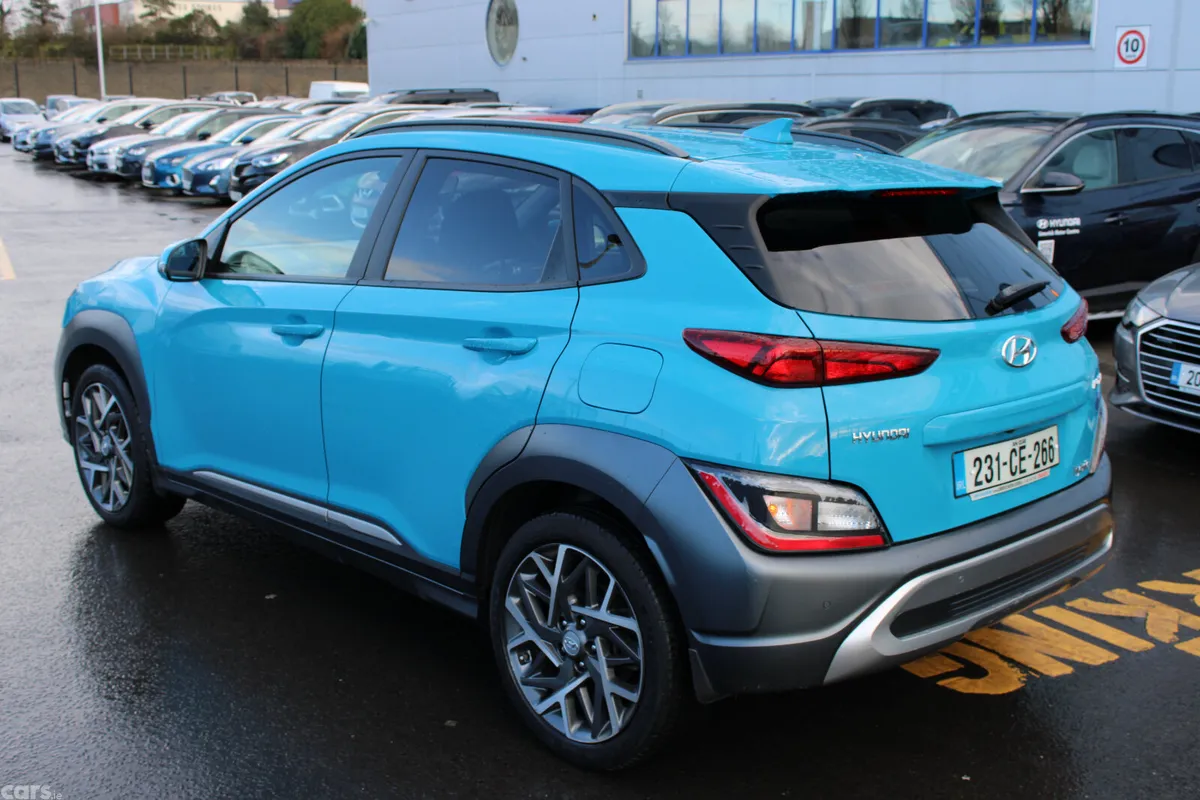 Hyundai KONA MPV, Petrol Hybrid, 2023, Blue