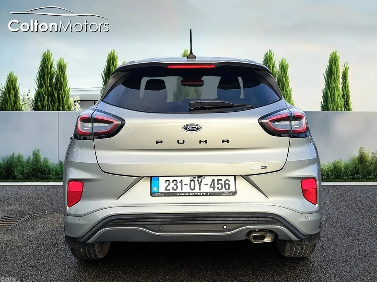 Ford Puma SUV, Petrol Hybrid, 2023, Grey