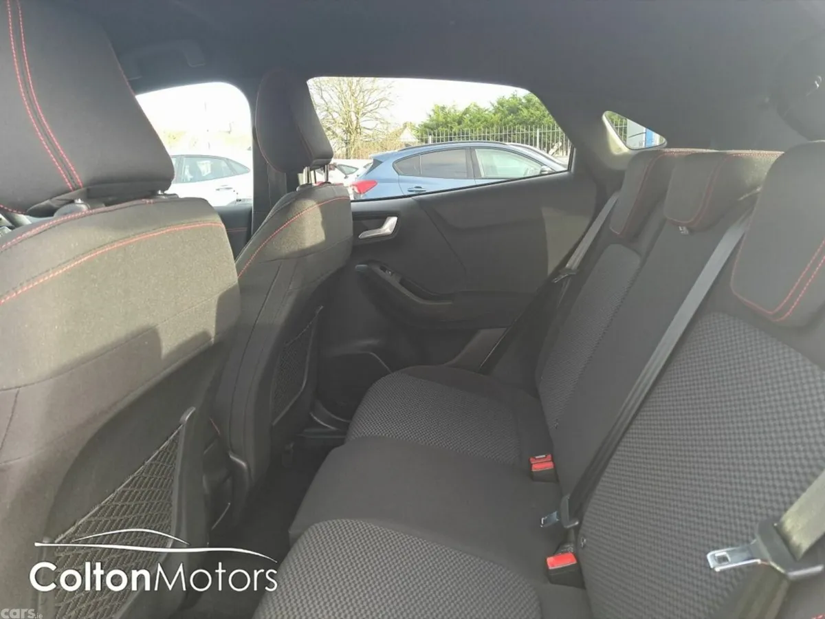 Ford Puma SUV, Petrol Hybrid, 2023, Grey