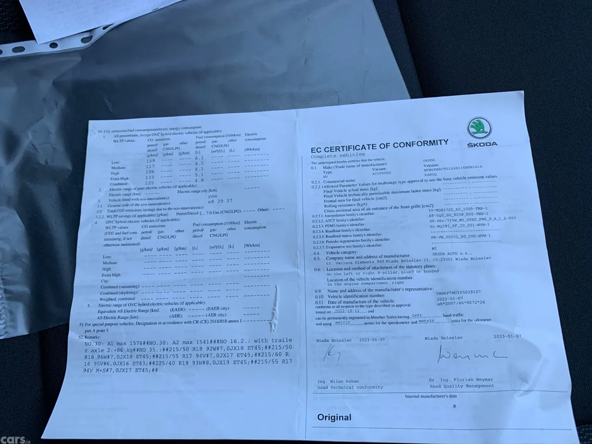 Skoda Karoq SUV, Diesel, 2023, Silver
