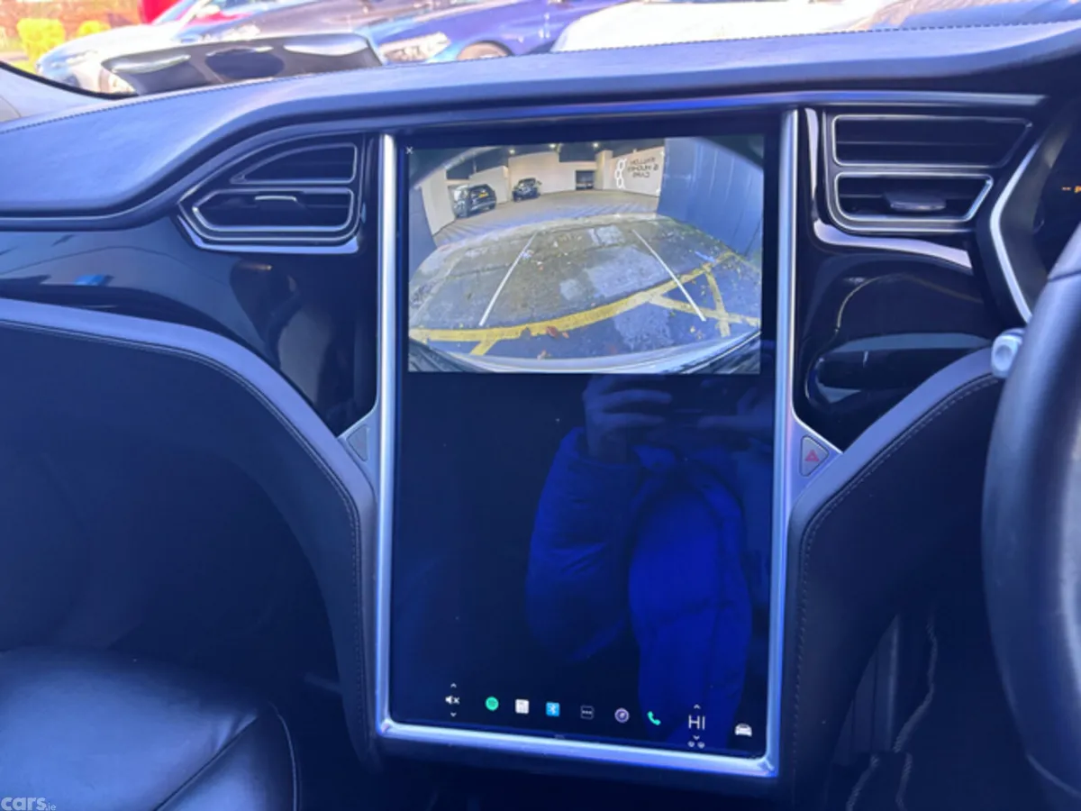 Tesla Model S Hatchback, Electric, 2016, Silver