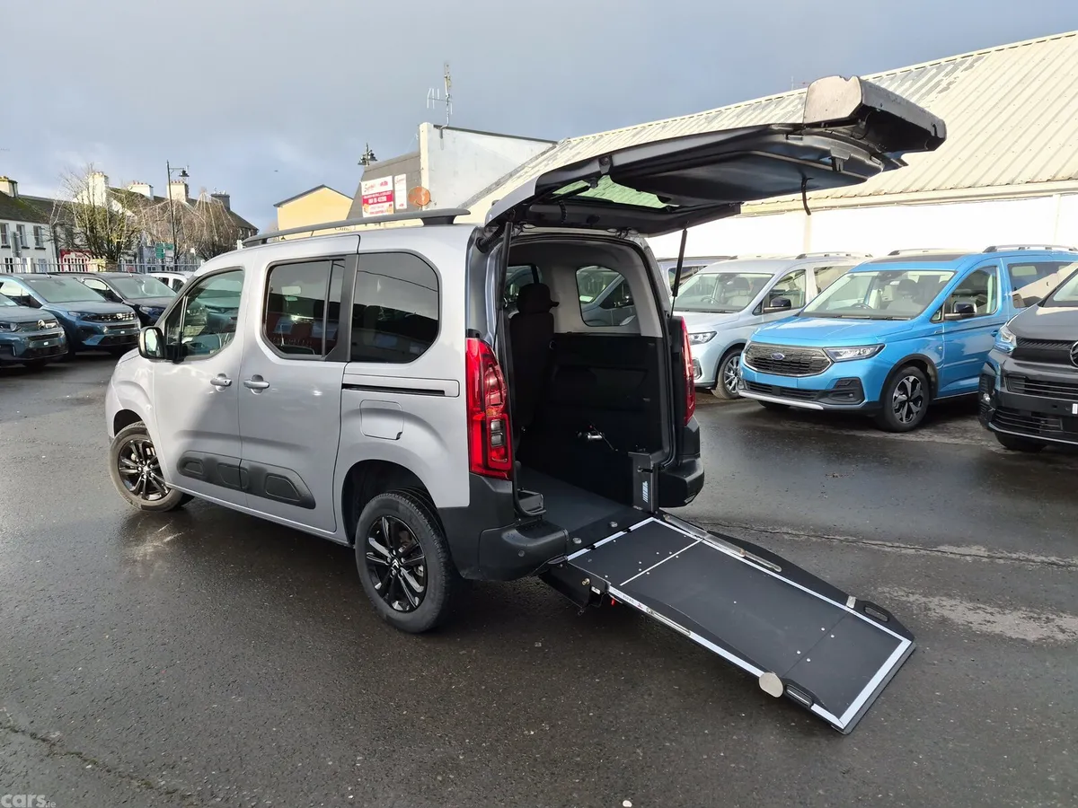 Citroen Berlingo MPV, Diesel, 2023, Grey