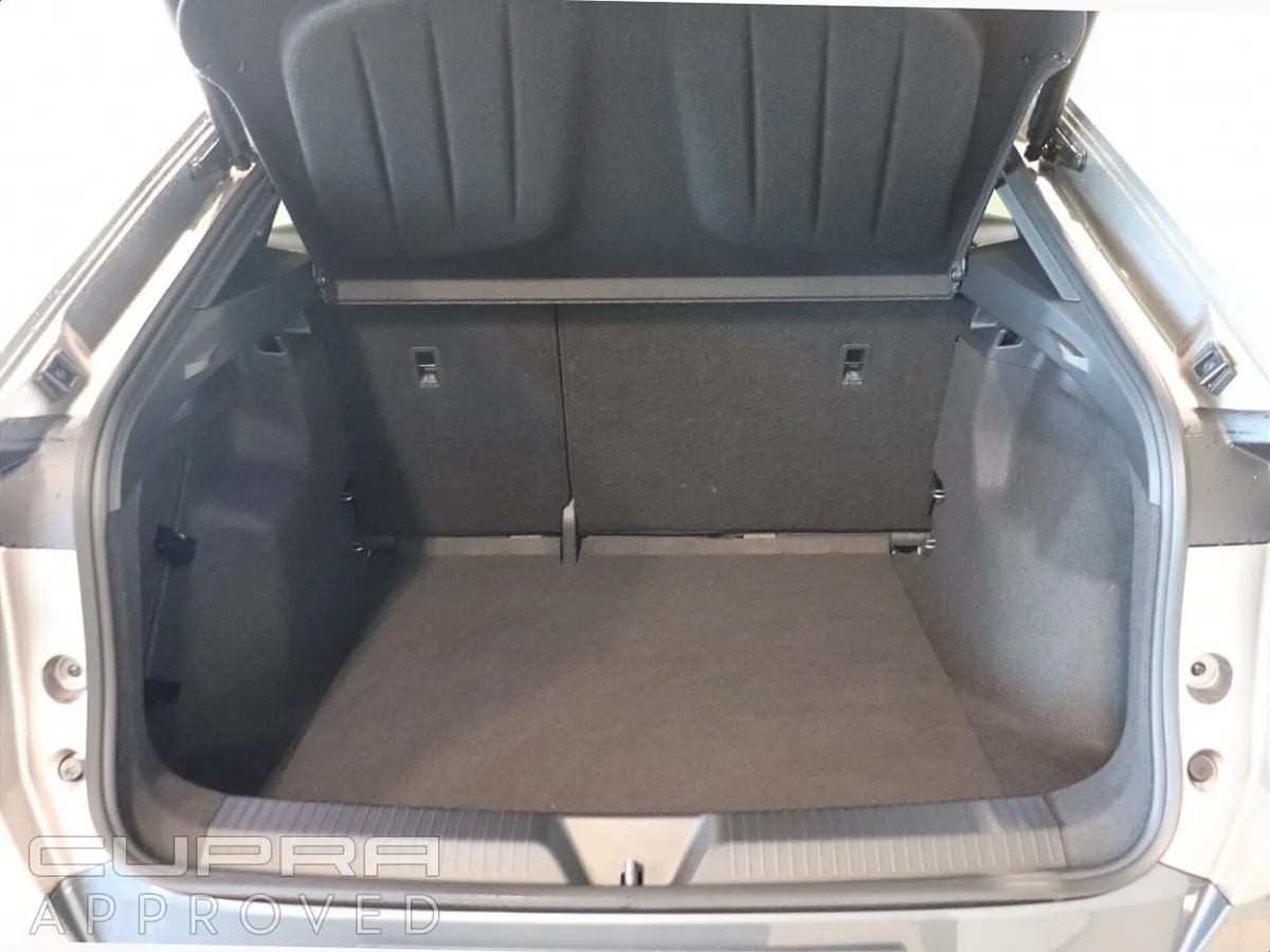 Cupra Tavascan Estate/Jeep, Electric, 2026, Gold