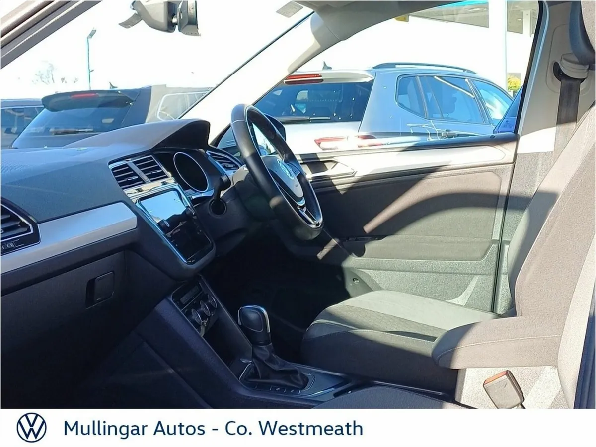 Volkswagen Tiguan SUV, Petrol, 2020, White