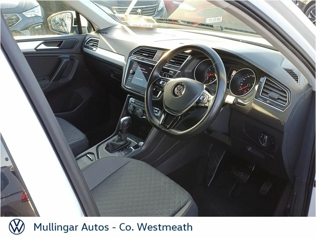 Volkswagen Tiguan SUV, Petrol, 2020, White