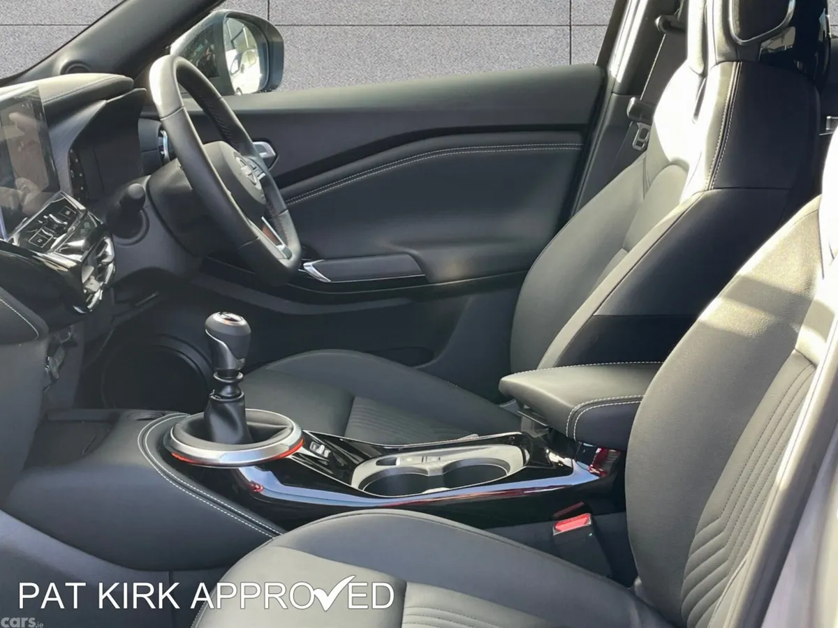 Nissan Juke Hatchback, Petrol, 2025, Silver