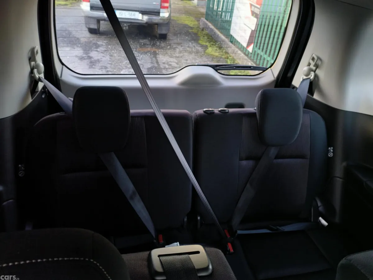 Nissan Serena MPV, Petrol Hybrid, 2017, Black