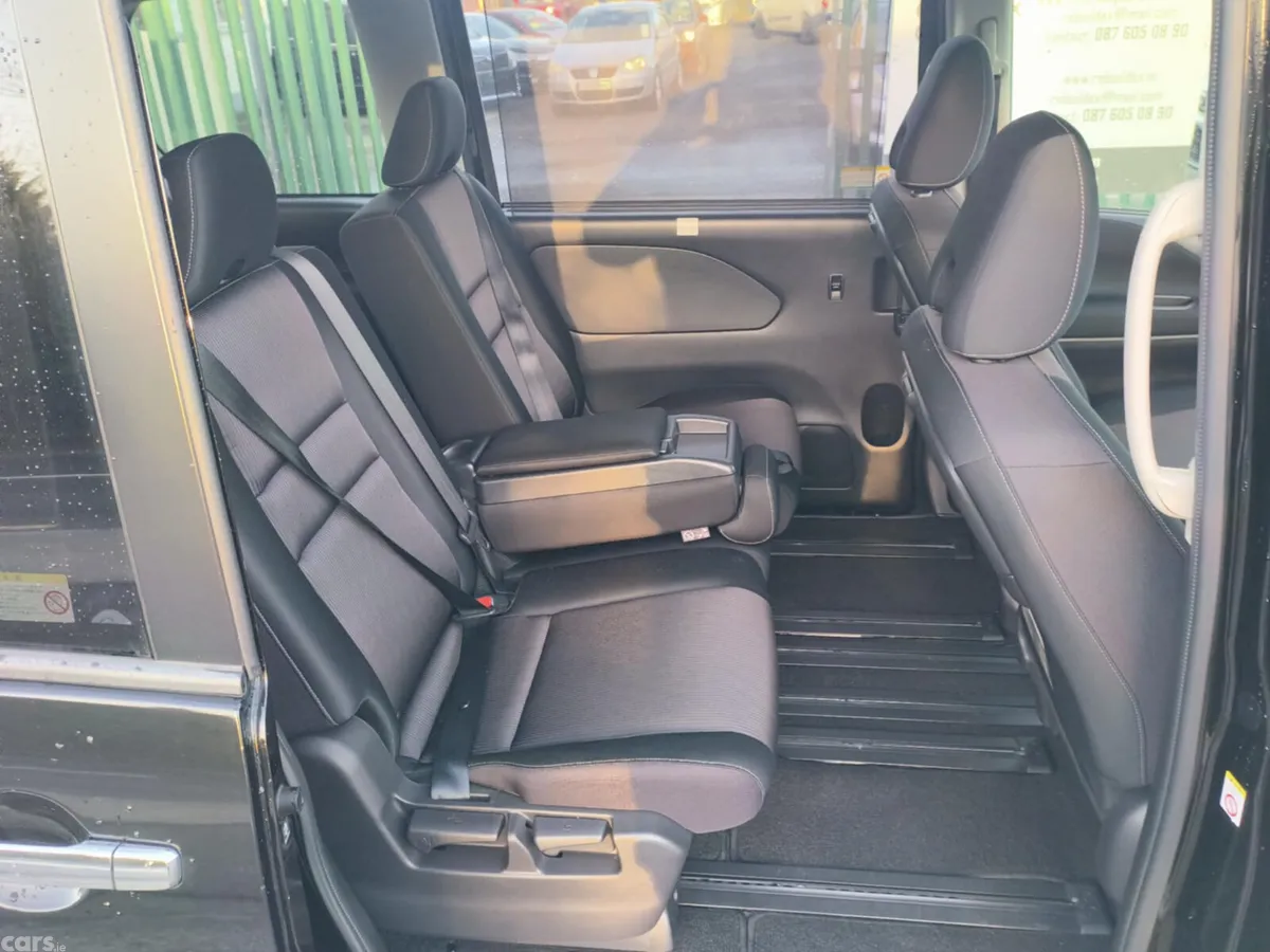 Nissan Serena MPV, Petrol Hybrid, 2017, Black