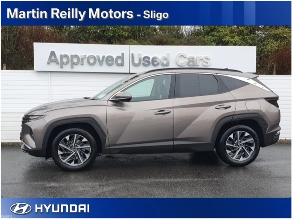 Hyundai Tucson MPV, Diesel, 2024, Brown