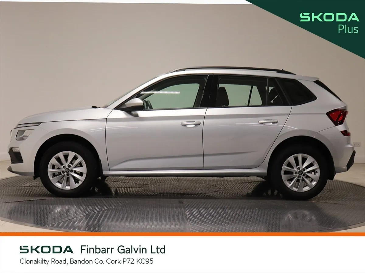 Skoda Kamiq Hatchback, Petrol, 2025, Grey