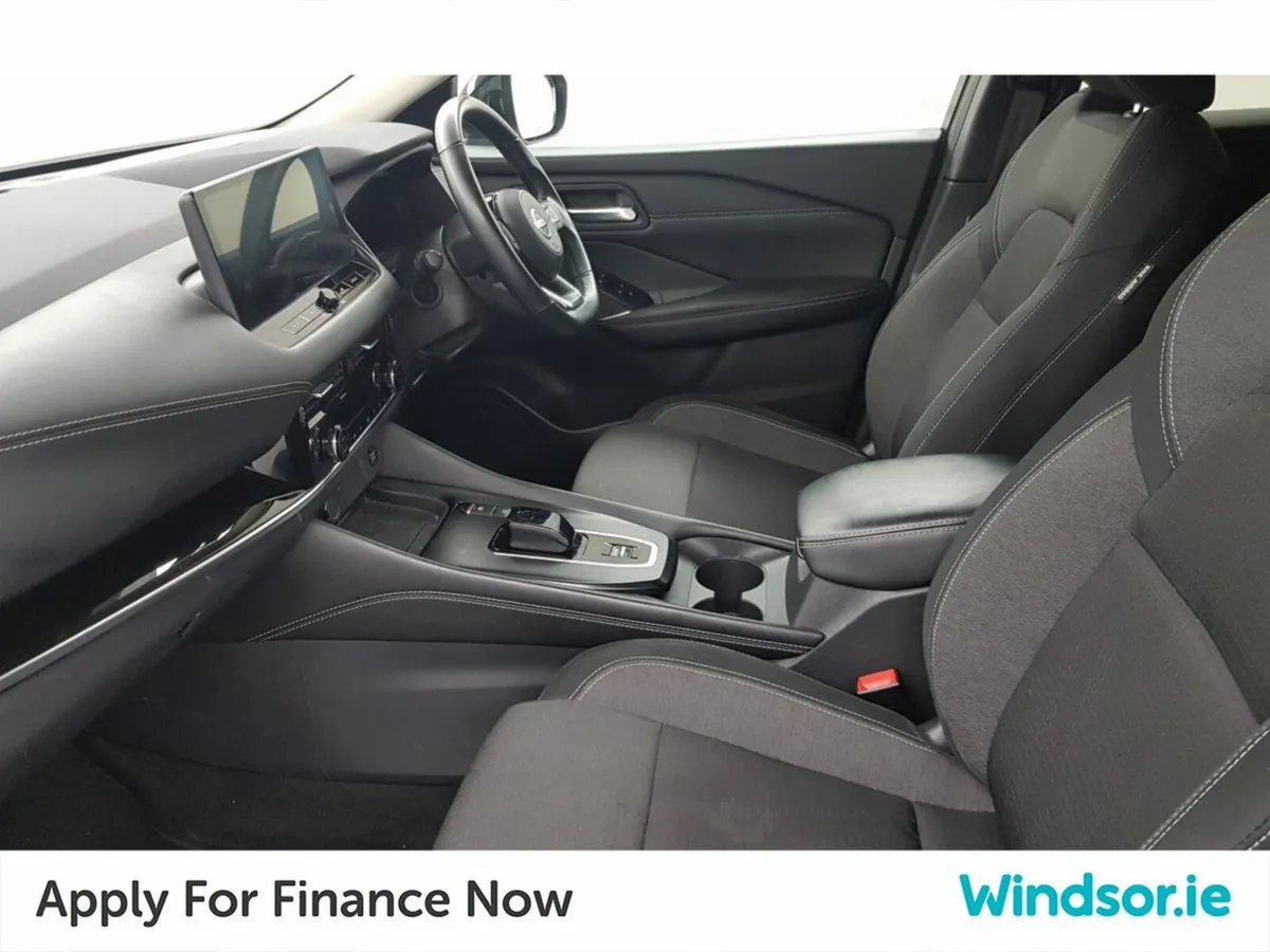 Nissan Qashqai MPV, Petrol Hybrid, 2023, Orange
