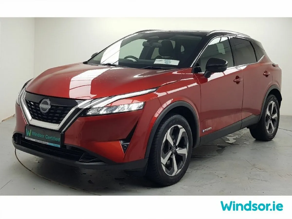 Nissan Qashqai MPV, Petrol Hybrid, 2023, Orange