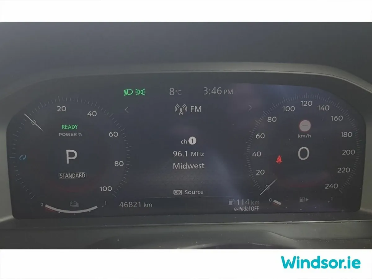 Nissan Qashqai MPV, Petrol Hybrid, 2023, Orange