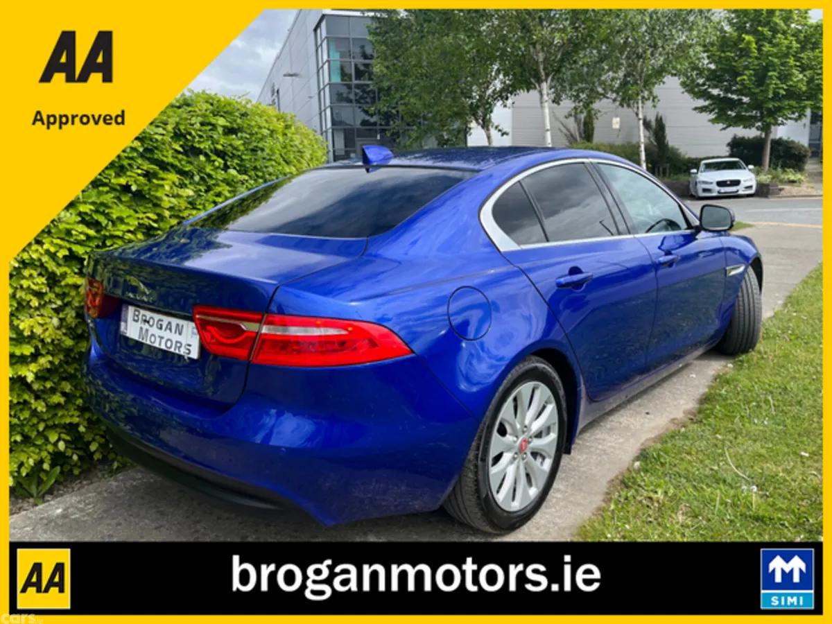 Jaguar XE Saloon, Diesel, 2017, Blue