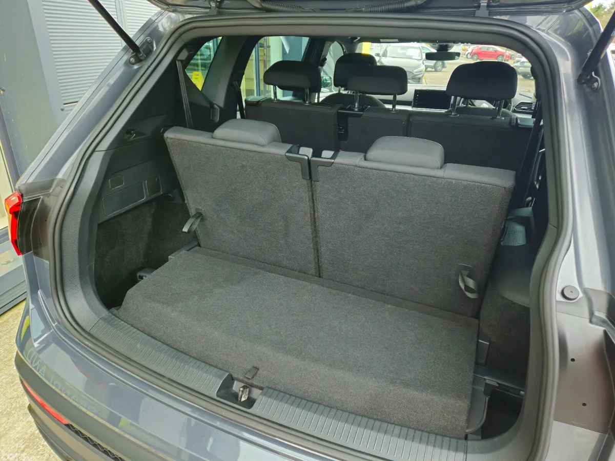 SEAT Tarraco Estate/Jeep, Diesel, 2023, Grey