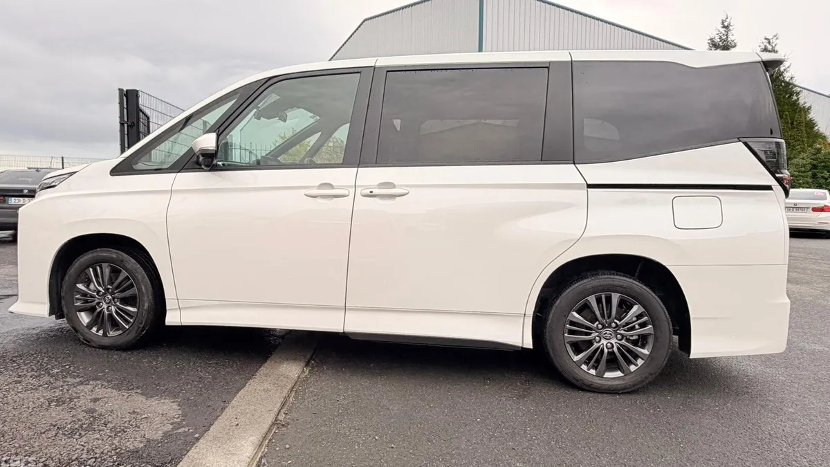 Toyota Voxy MPV, Petrol Hybrid, 2023, White