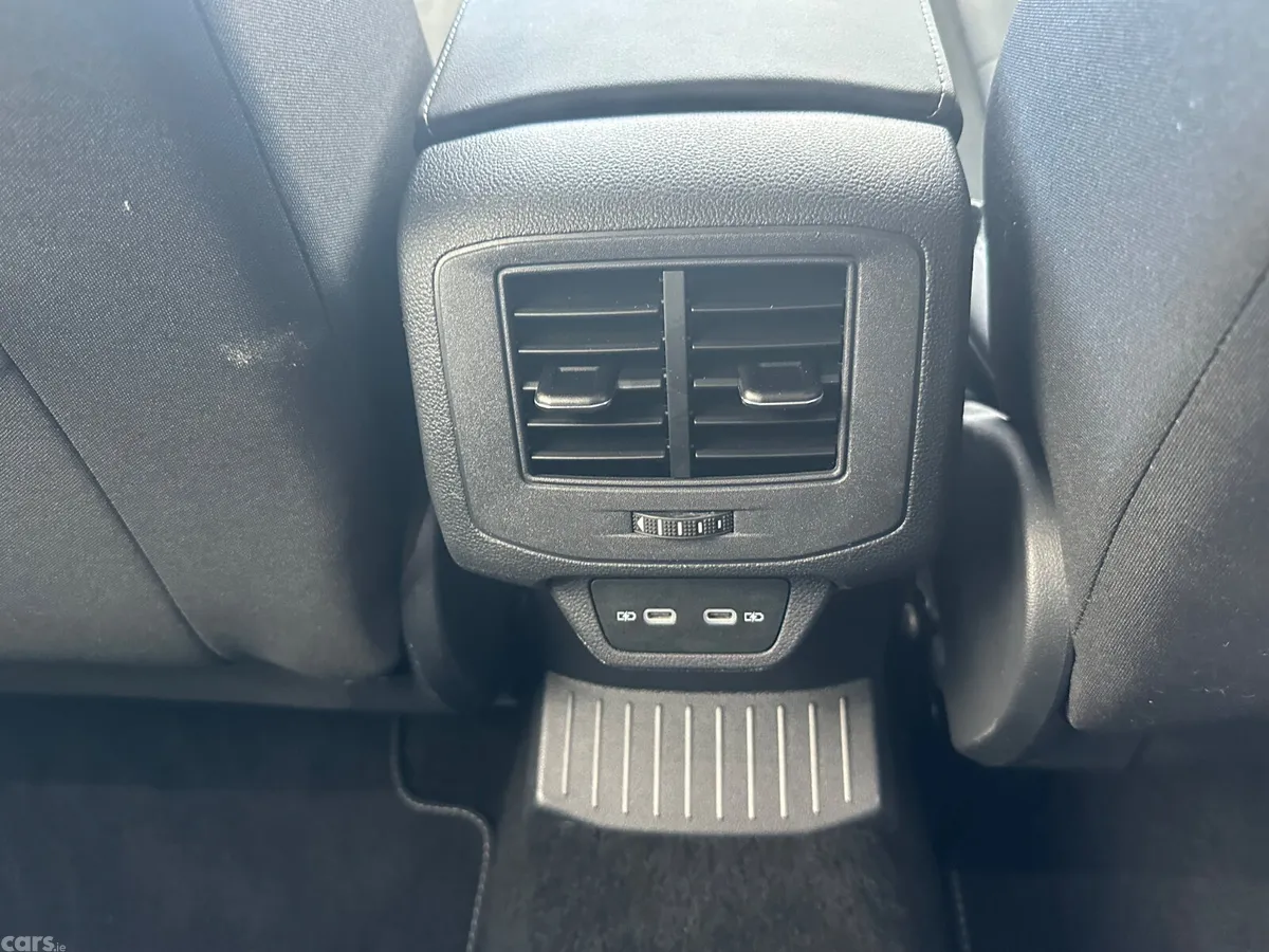 Volkswagen T-Roc SUV, Petrol, 2022, Blue