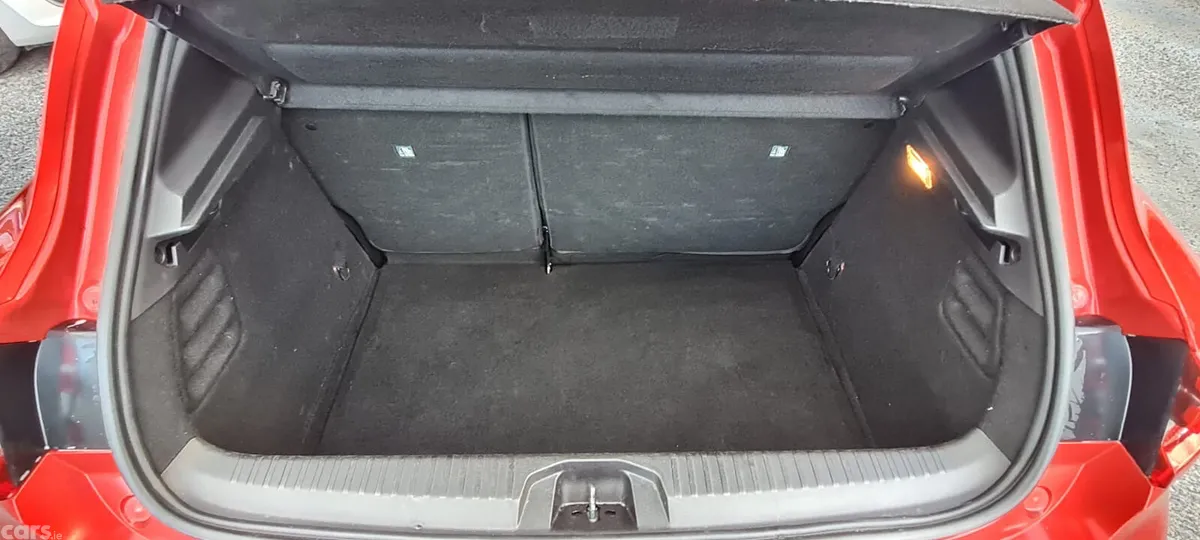 Renault Clio Hatchback, Petrol, 2023, Red