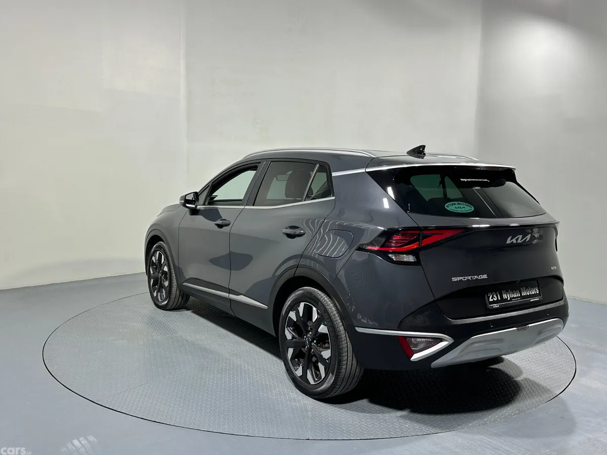 Kia Sportage SUV, Petrol Plug-in Hybrid, 2023, Grey