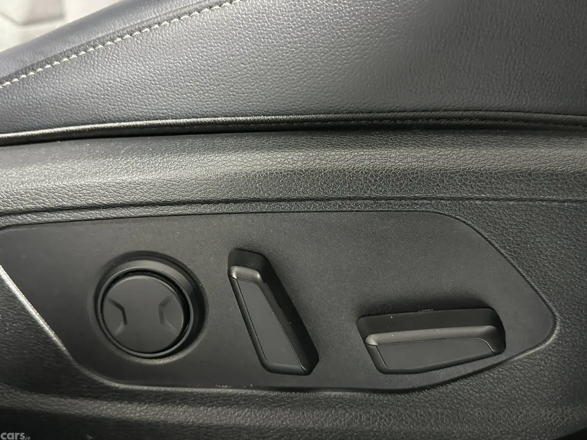 Kia Sportage SUV, Petrol Plug-in Hybrid, 2023, Grey