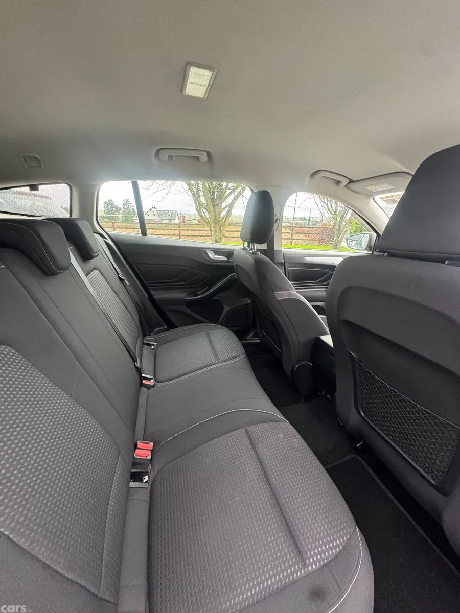 Ford Focus Estate, Diesel, 2019, Grey