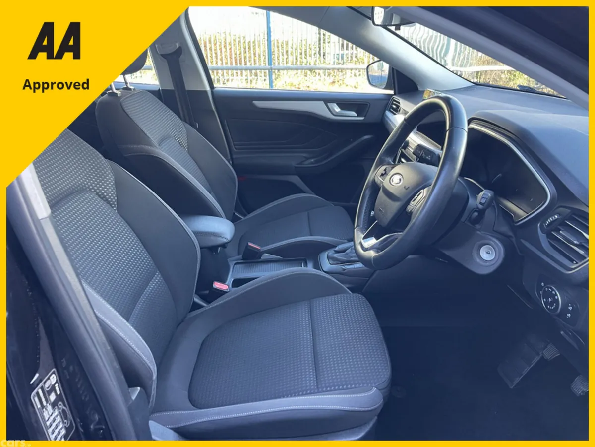 Ford Focus Hatchback, Petrol, 2020, Black