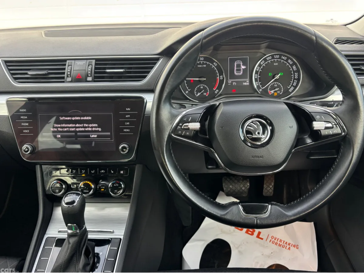 Skoda Superb Hatchback, Diesel, 2021, Grey