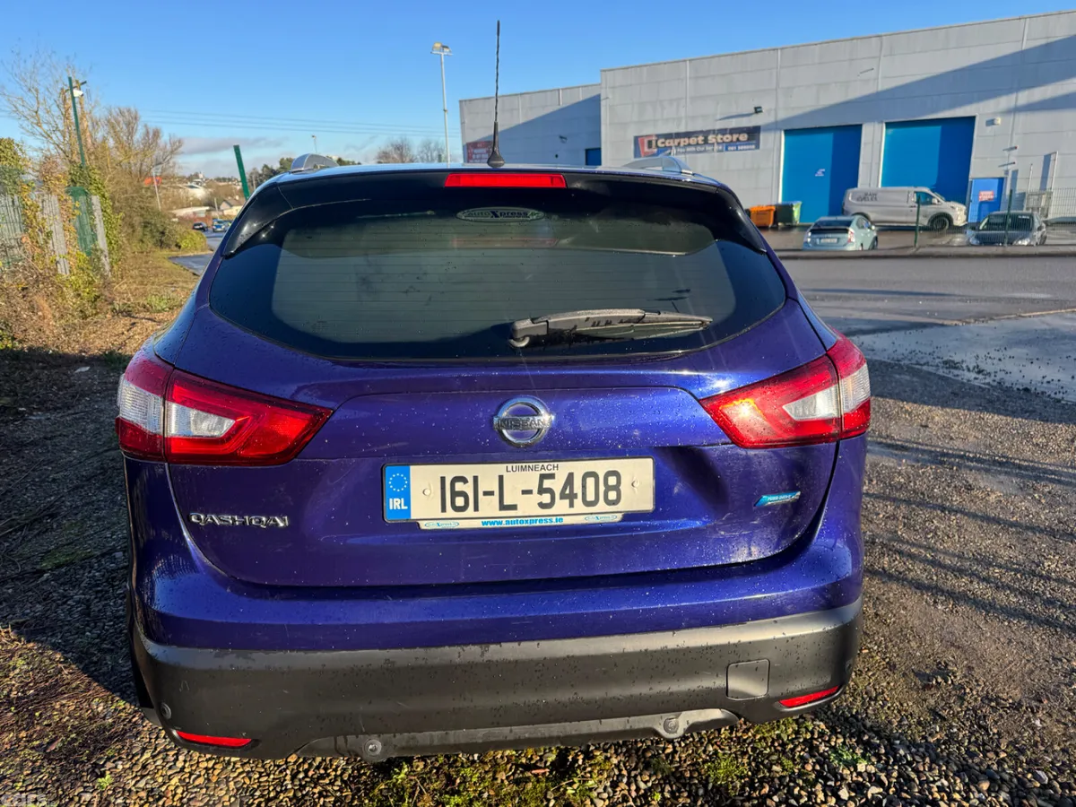 Nissan Qashqai Hatchback, Diesel, 2016, Blue