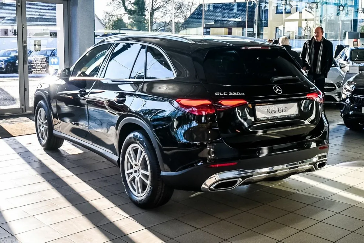 Mercedes-Benz GLC SUV, Diesel Hybrid, 2023, Black