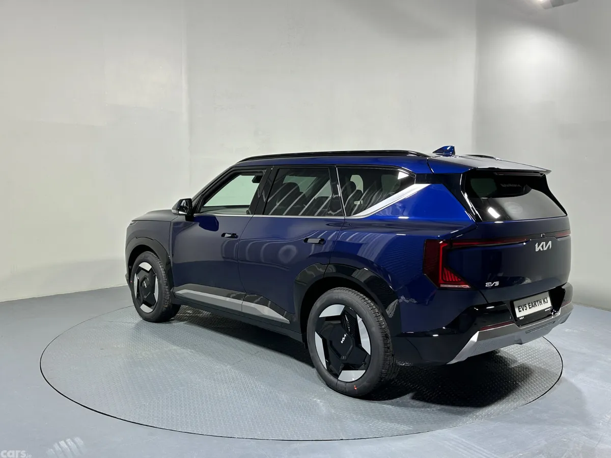 Kia EV5 SUV, Electric, 2026, Blue
