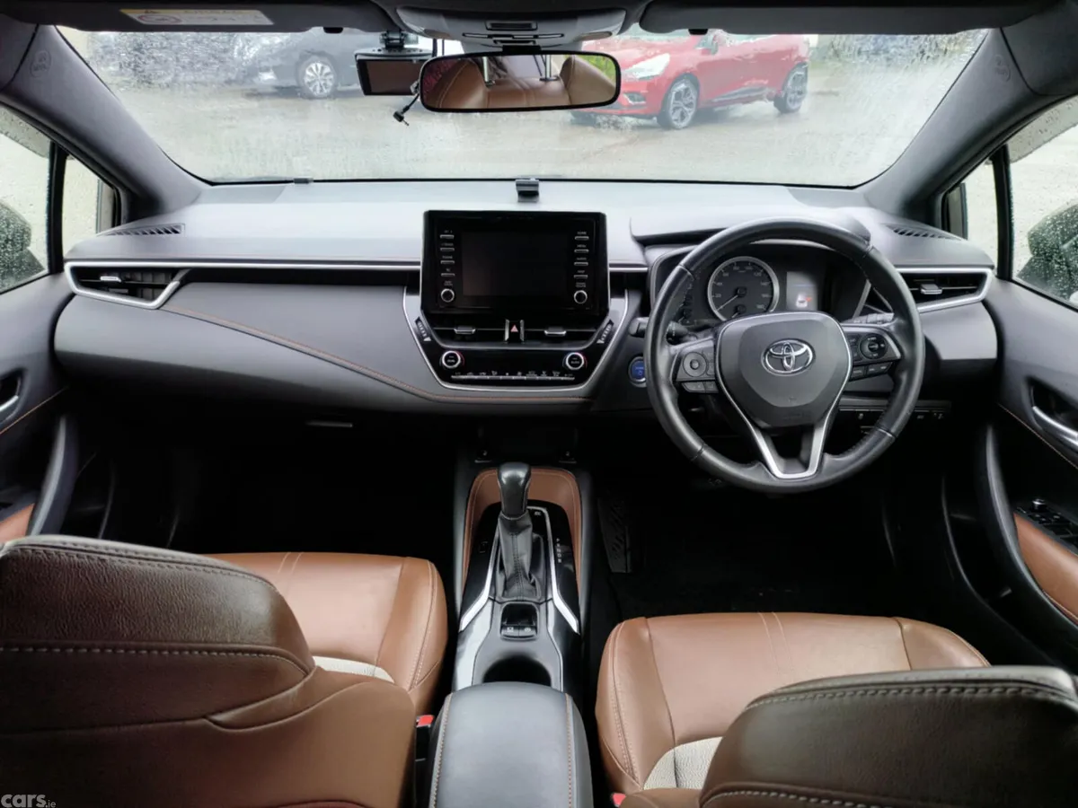 Toyota Corolla Hatchback, Petrol Hybrid, 2020, Grey