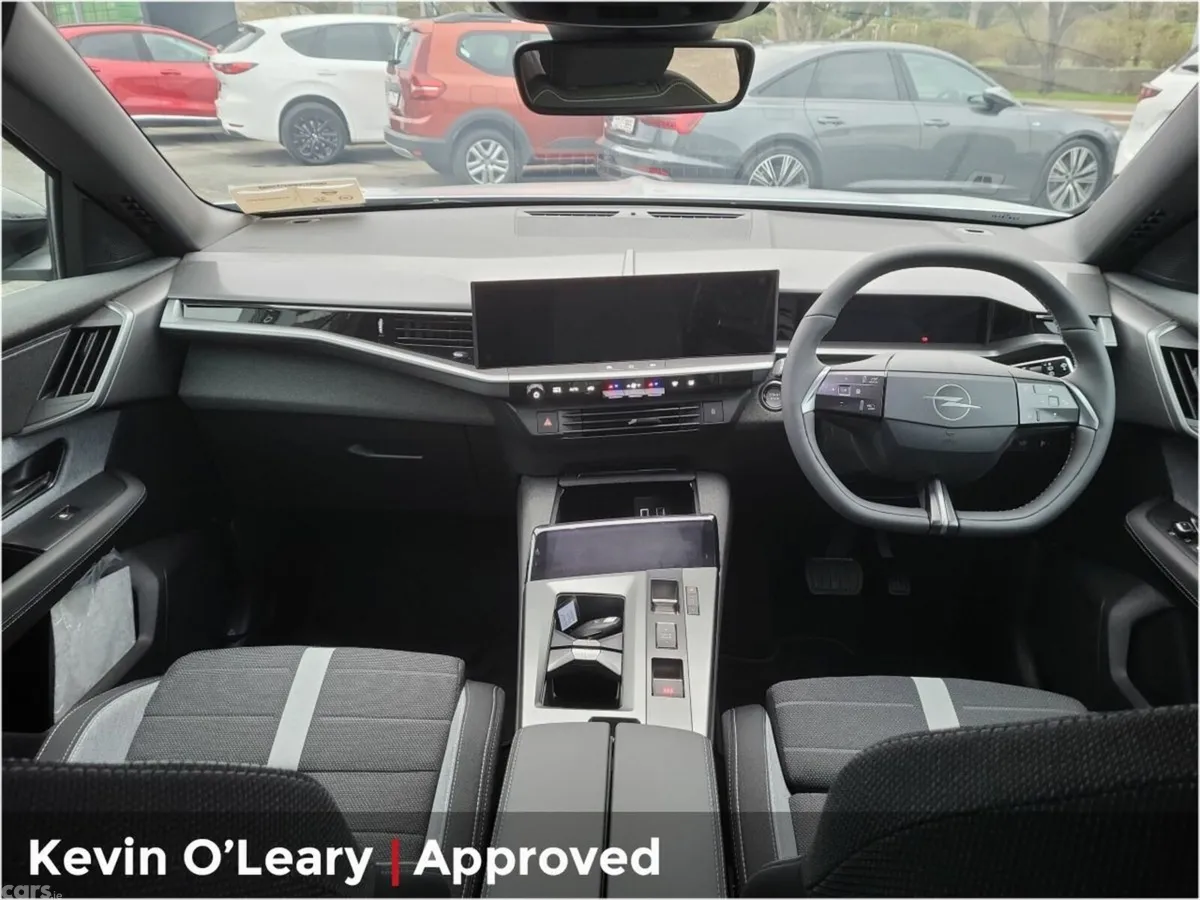 Opel Grandland SUV, Petrol Hybrid, 2026, Silver