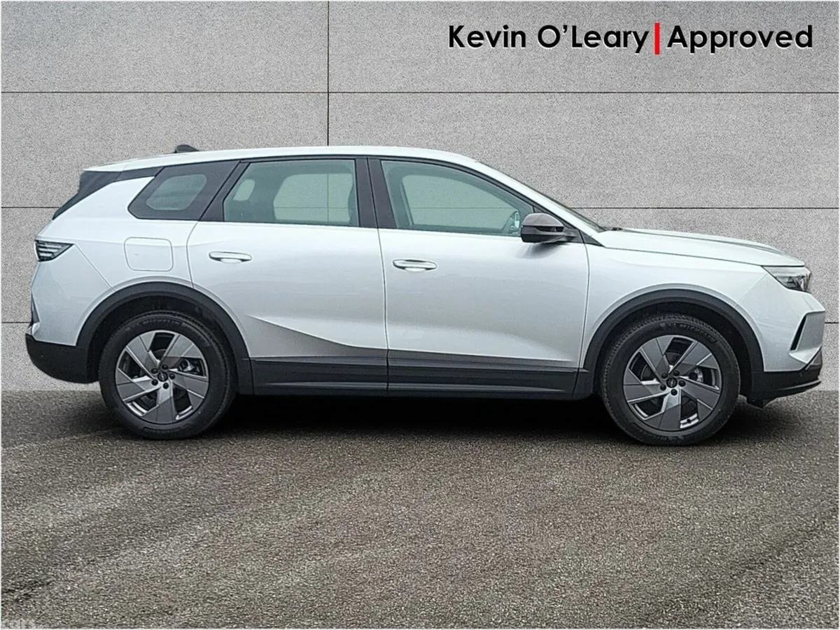 Opel Grandland SUV, Petrol Hybrid, 2026, Silver