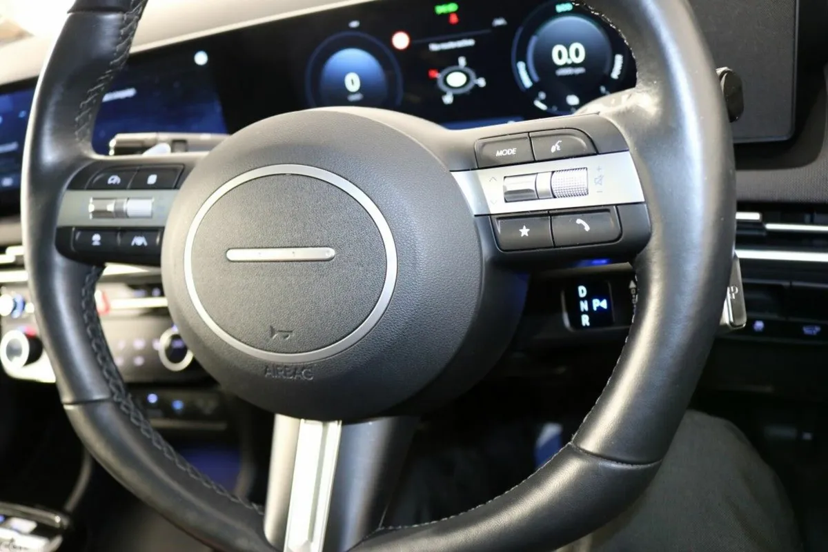 Hyundai Tucson SUV, Petrol Plug-in Hybrid, 2025, Grey