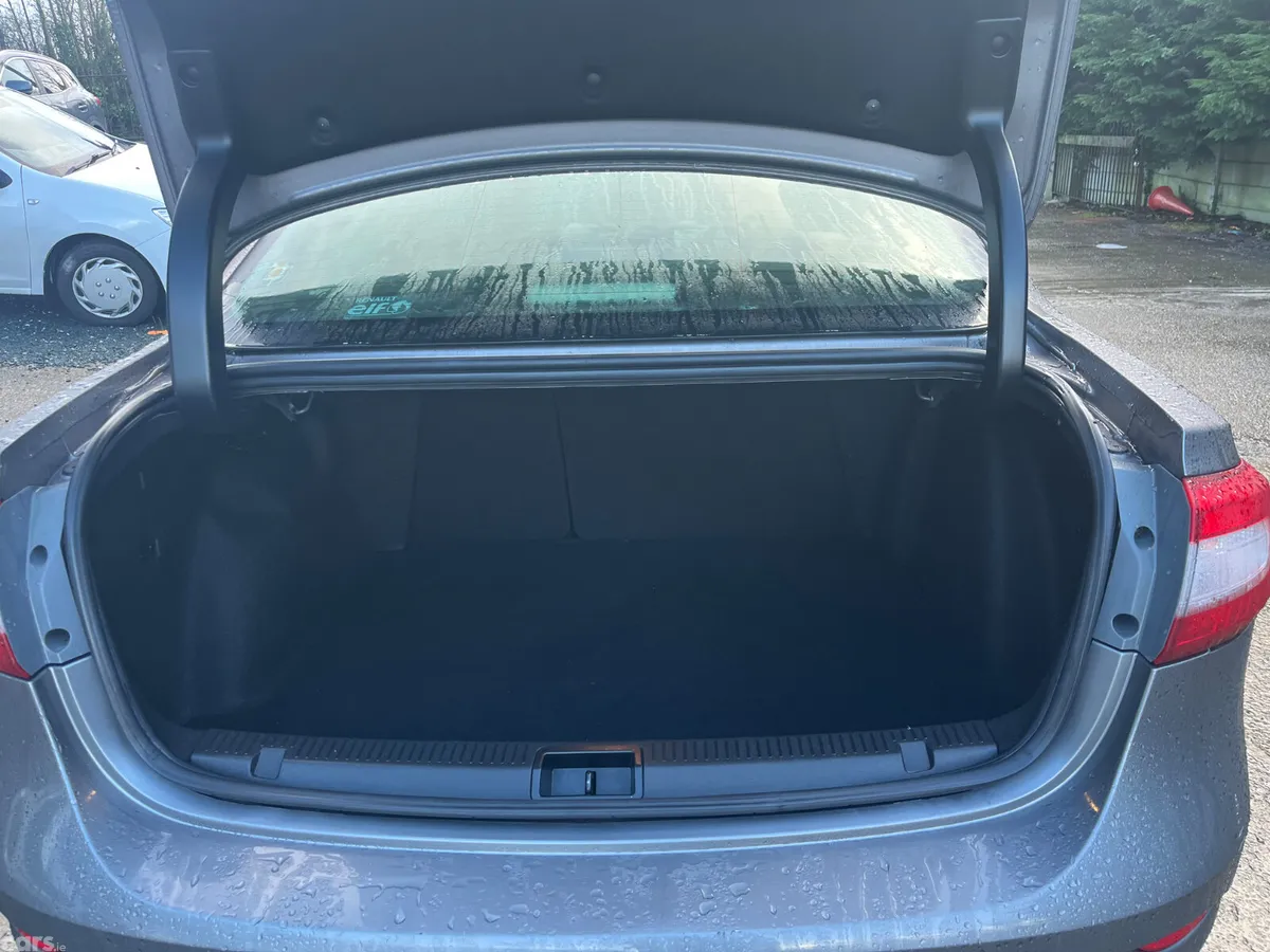 Renault Fluence Saloon, Diesel, 2015, Grey