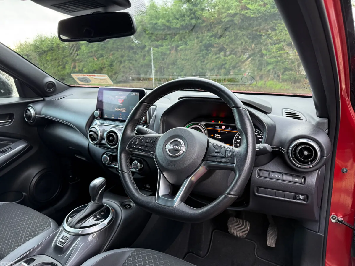 Nissan Juke SUV, Petrol Hybrid, 2024, Red