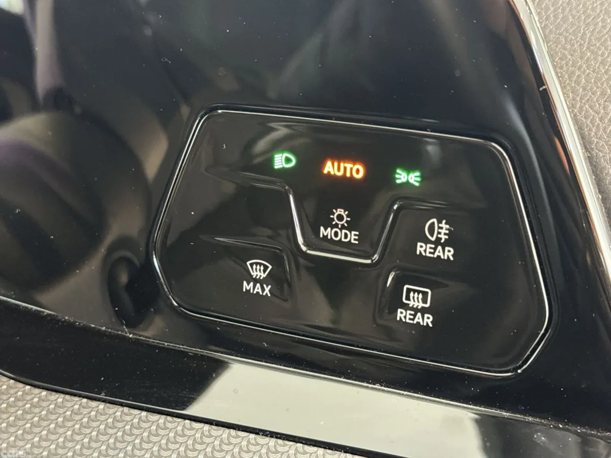 Volkswagen Golf Hatchback, Petrol Hybrid, 2022, Grey