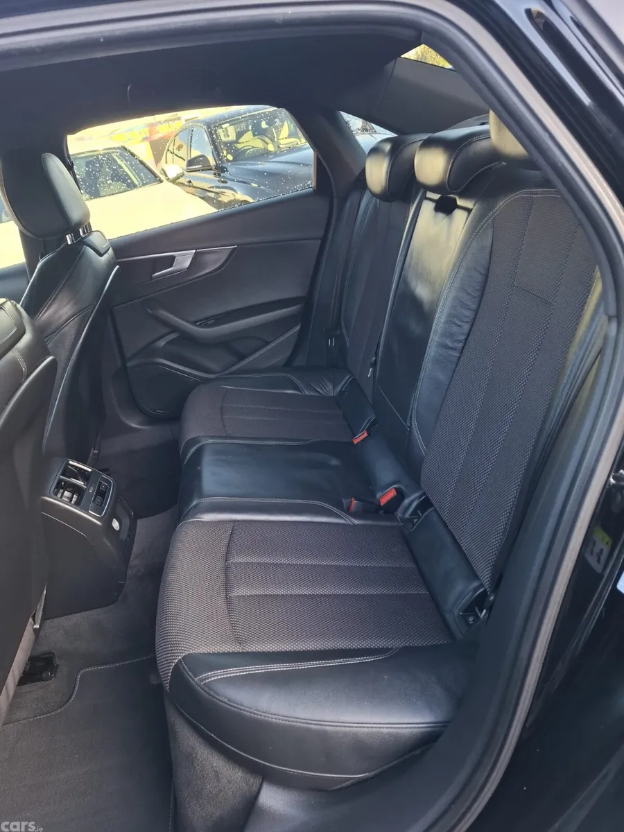 Audi A4 Saloon, Diesel, 2017, Black