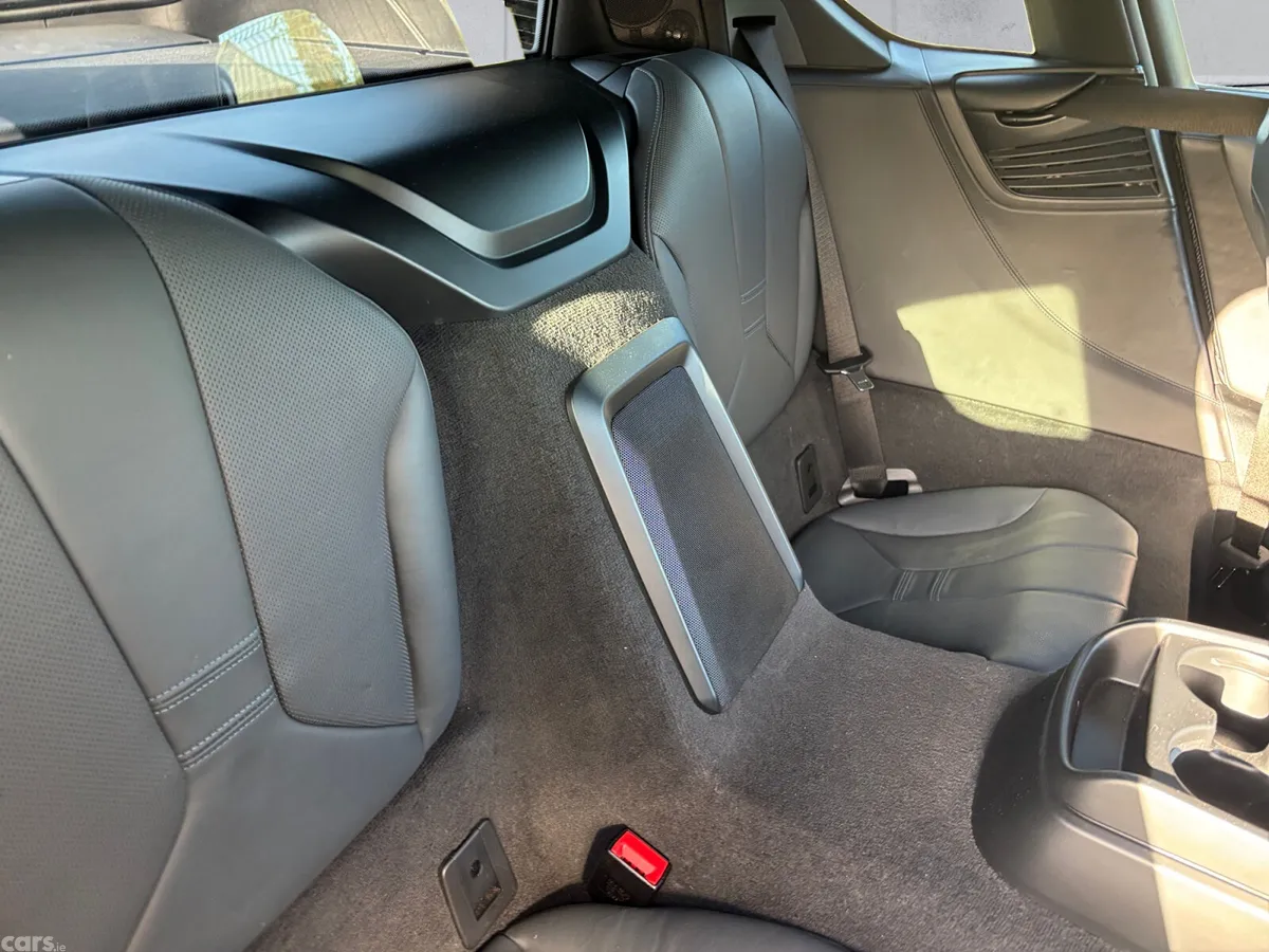 BMW i8 Coupe, Petrol Plug-in Hybrid, 2018, Grey