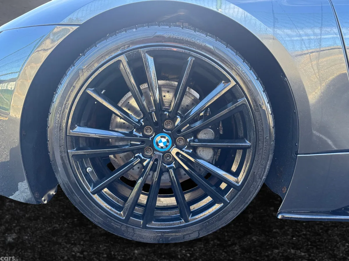 BMW i8 Coupe, Petrol Plug-in Hybrid, 2018, Grey