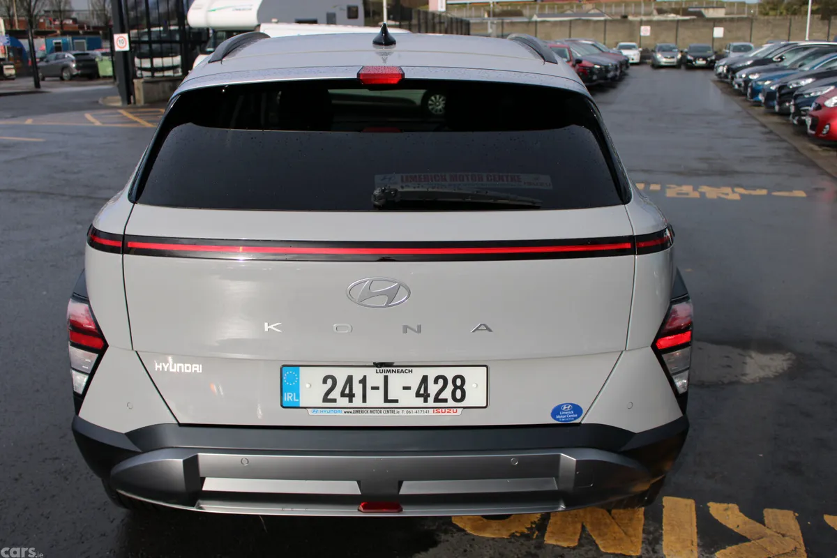 Hyundai KONA MPV, Petrol, 2024, Grey