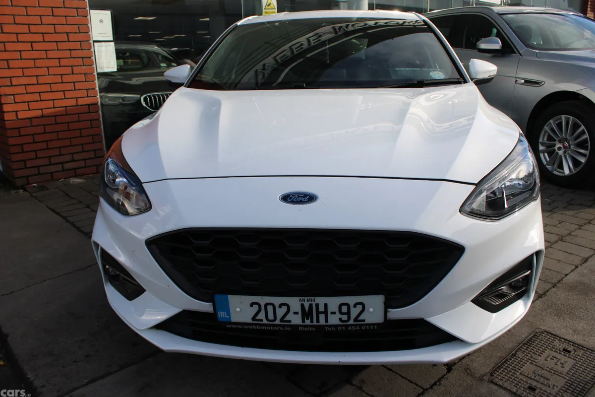Ford Focus Hatchback, Diesel, 2020, White
